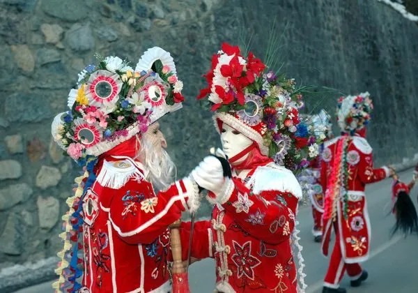 Carnevale della Coumba Freida
Maschere